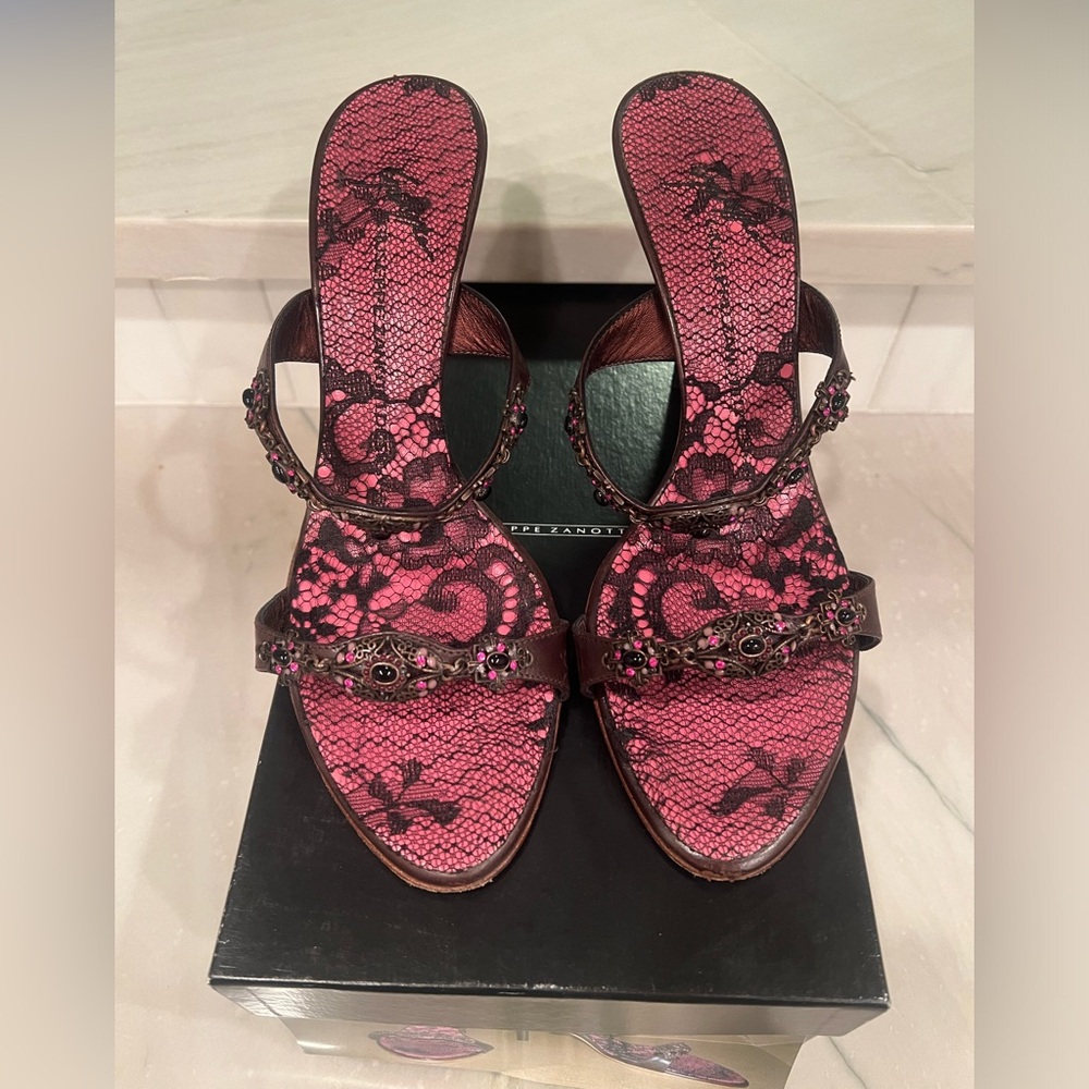 Giuseppe Zanotti Pink and Brown Heels with Intricate Lace Design